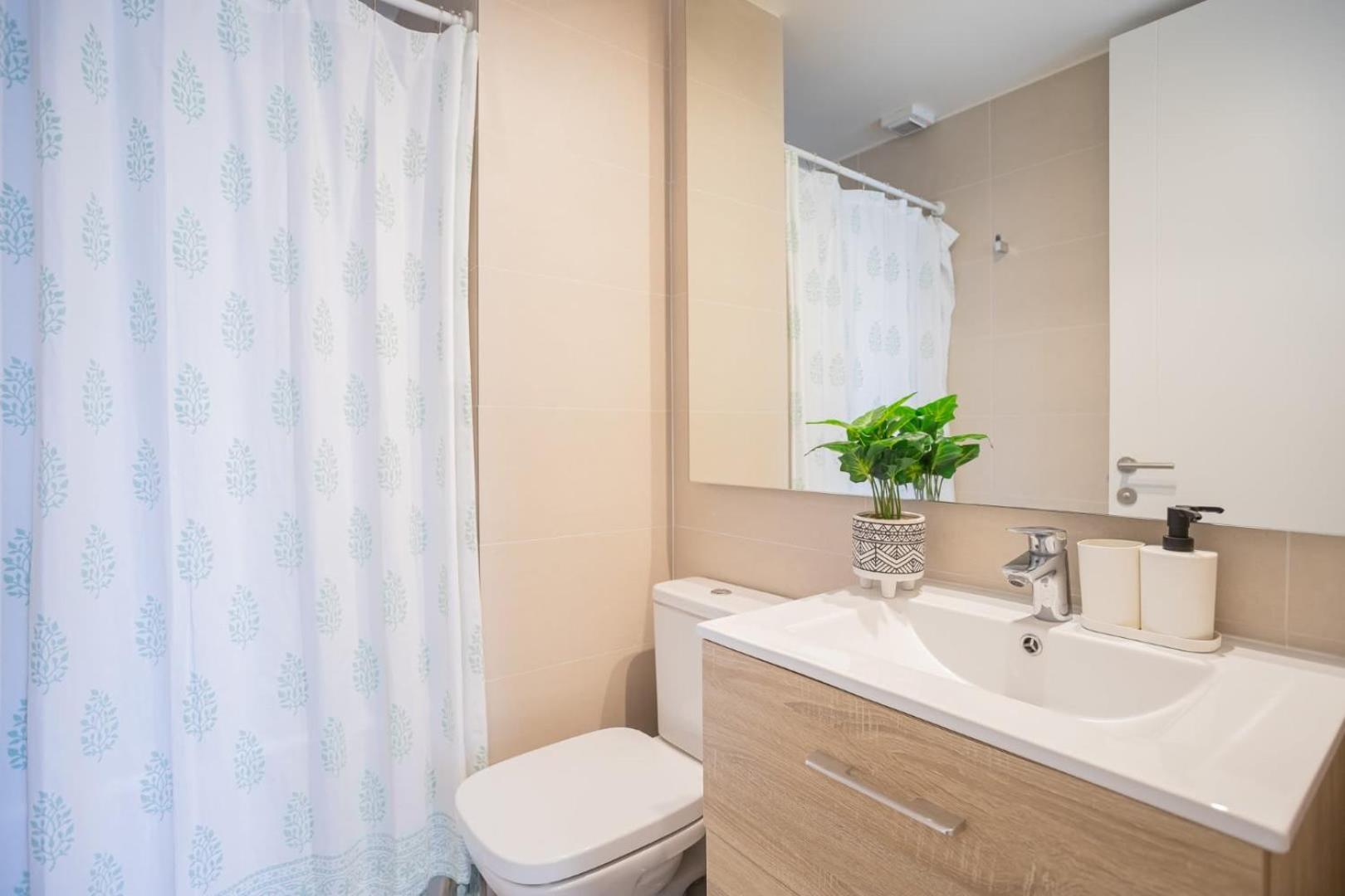 Total Comfort Steps From Parque Araucano Apartamento Santiago