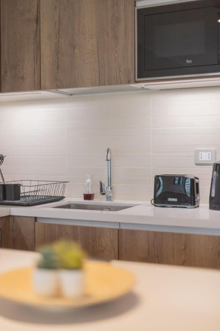 Total Comfort Steps From Parque Araucano Apartamento *